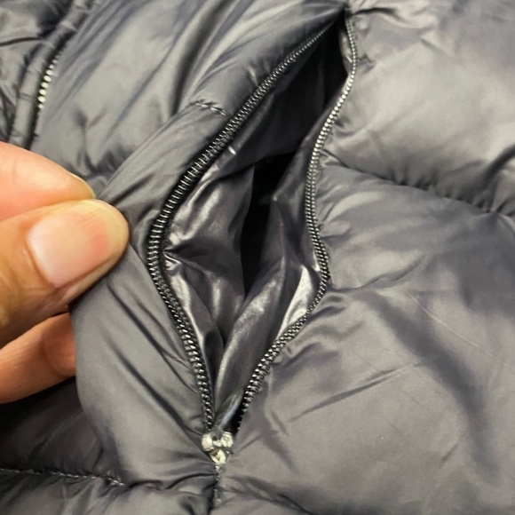 INSO Collection Black Quilted Puffer Vest, Extremely Soft, Youth Size XL - Picture 5 of 10